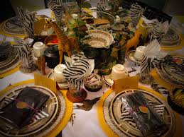 African decor can be dynamic, creative and pretty much inspiring. African Theme Table Set Up Table Settings Beautiful Table African Theme