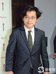 林彦俊（evan lin），1995年8月24日出生于海南省海口市，籍贯中国台湾，华语流行乐男歌手、演员。2017年，正式成为香蕉娱乐练习生团体trainee18成员，并随trainee 18推出练习生毕业单曲《rock the show》。2018年，参加爱奇艺偶像男团竞演养成类真人秀节目《偶像练习生》，获得第5名，并加入男子演唱组合. éº¦æ˜Žè¯—èº«é«˜å¹´é¾„ä¸‰å›´éº¦æ˜Žè¯—æž—ä½œåˆ†æ‰‹åŽŸå› æ­ç§˜ æœé²œç½'