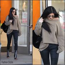 Kylie jenner was born on august 10, 1997 in los angeles, california to kris jenner (née kristen kylie has one full sibling, kendall jenner. Kylie Jenner Spotted Shopping November 2015 Fashionsizzle