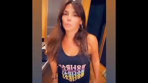 Les mystères de l'amour est généralement classé dans la catégorie séries. Storie Elsa Esnoult Sophie Gemin Choeurs Album De Noel Elsa Esnoult 2020 Youtube