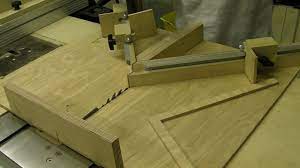 Mitre Sledge With Flip Stop Picture Framing Jig Circular Saw Table Scrap Wood Projects Mitered