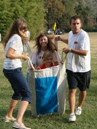 Técnicas que cada ser humano tiene de acuerdo a una necesidad, ya sea para estar solo o en compañía que es. Family Day Aon Benfield 2009 Eventos Recreativos Campamentos Eventos Recreativos Juegos Para Ninos