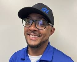 Derrick Sistrunk's Instagram, Twitter & Facebook