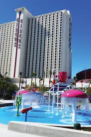 Casino at circus circus is minutes away. A Hotel Com Circus Circus Hotel Casino Theme Park Resort Las Vegas Usa Price Reviews Booking Contact
