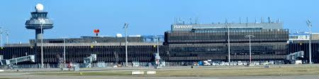 The leonardo hotel hannover airport is located straight in front of the hanover airport and is easily accessible by car via the a2 or a7 motorways. Flughafen Hannover Langenhagen Wikitravel