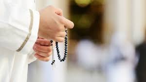 .3.sahadat3x 4.istighfar100x 5.innalloha hofurrurrohim lahaulawalquwwatailla billahikngaliyyilngadim 3x 6.bismillahi layadurru mangasmihi saiun filardhi fahuwassamingul ngalim100x 7.latud rikuhul. Penentuan Khasiat Suatu Wirid Dalam Pandangan Islam