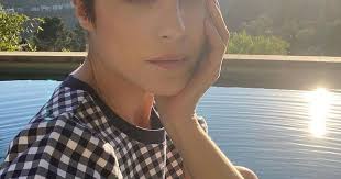 Selma blair (48) hat sich von ihrer brünetten haarpracht verabschiedet. Frisuren Fur Kurze Haare Der Cut Von Selma Blair Ist Total Cool