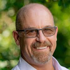 Adam Kinney's Instagram, Twitter & Facebook