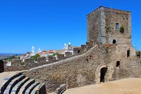 Com 3.976 dicas, avaliações e comentários, o tripadvisor é o centro de informações para turismo em reguengos de monsaraz. Castelo De Monsaraz Roteiro Do Alqueva Portal Turistico Alentejo Portugal