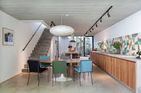 Des Maisons Jumelles Au Mexique Maison Etroite Architecture Interieure Decoration Maison