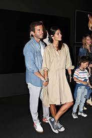 May 31, 2021 · conforme a própria mostrou nas redes sociais, não poderia ter sido mais bem recebida pelos filhos, nomeadamente a pequena alana martina e os gémeos, mateo e eva e ainda cristianinho. Caras Luisa Beirao E Goncalo Santana Lopes Uma Familia Em Perfeita Sintonia