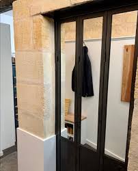 Porte De Debarras En 2020 Entree Maison Maison Verrieres Interieure