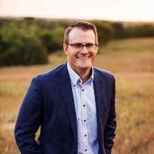 Iowa Lt. Gov. Adam Gregg resigns, to become CEO of Iowa Bankers Association 