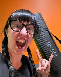 Come see my paintings! This Saturday 6/4, noon-3pm, reception for “Face” at  @lisasettegallery in Phoenix.