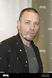 Ewan mcgregor as obi wan kenobi hi-res stock photography and images