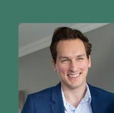 Greg Batt's Instagram, Twitter & Facebook