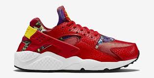 Black And Yellow Nike Huaraches Nike Air Huarache Run Print University Red Tour Yellow Sail Black Nike Air Huarache Huarache Run Air Huarache