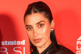 Nicole Williams English Says She's For Daughter India, 10 ...