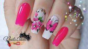 Haz match con tus hijos con estos diseños de uñas sencillos, para decorar solo necesitarás la punta de un palillo y esmaltes morados, negros, anaranjados, blancos, verdes, grises y, para darle más color, uno con brillos plateados. Decoracion De Unas Sencillas Y Delicadas En Tono Rosa O Rosado Diseno De Unas A Mano Alzada Youtube