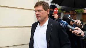 Jan ullrich was admitted to a psychiatric hospital on friday night where his state of health is being his addiction led to his separation from his wife sara at the end of 2017, media reported, noting that. Former Tour Champion Ullrich Arrested Over Alleged Attack Sportsnet Ca