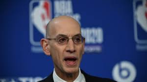NBA: pour Silver, reprendre dans la "bulle" de Disney est l'option la plus  sûre