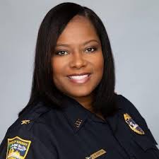 Ann-Marie Knight (@AnnMarieAKnight)