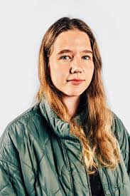 Annabelle Long's Instagram, Twitter & Facebook