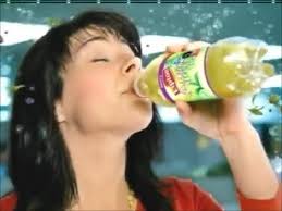 Lipton Sparkling Green Tea commercial with Marla McLean (2009)