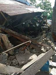 Jun 12, 2021 · some huge cracks are tearing the ground apart in the area of valderramma, antique in the philippines since june 10, 2021. Photos Magnitude 6 6 Earthquake Jolts Central Philippines News Photos Gulf News