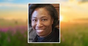 Betty Walls's Instagram, Twitter & Facebook