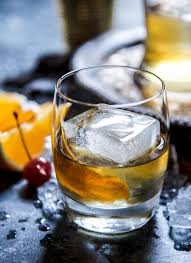 Turkish Old Fashioned Is A Middle Eastern Twist On The Classic Old Fashioned Cardamom Gives This Cocktail A Depth Of Cocktails Whiskey Cocktails Old Fashioned