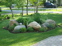 River rock lawn edging ideas. 4 Ideas For Landscaping With Boulders And Large Rocks
