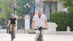 Maybe you would like to learn more about one of these? Click4sport Ii MulÈ›umim Domnului Presedinte Klaus Facebook