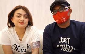 Pada tahun 2020 nathalie resmi menjalin rumah tangga. Sule Finally Admitted To Being With Nathalie Holscher