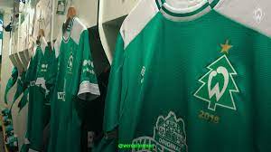This free logos design of werder bremen logo cdr has been published by pnglogos.com. Sv Werder Bremen En On Twitter We Ll Be Wearing Our Christmas Kit Tonight Werder Svwtsg