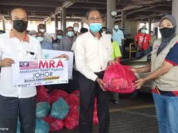 Perodua axia perodua alza perodua myvi 1.5se proton persona starex toyota hilux (sewaan dengan pemandu kami atau sewaan pemandu sendiri oleh pihak.harap bantu saya 'rating 5star ⭐⭐⭐⭐⭐' utk page kereta sewa saya di goggle. Pemandu Teksi Pulang Tangan Kosong Terjejas Akibat Pkp