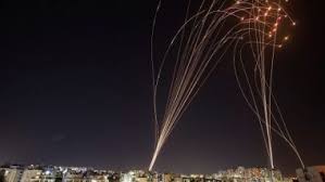 Tel aviv gives foreign nationals, asylum seekers covid shots. C Mj Gtd8b4lym