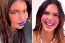 She is the daughter of kris jenner and caitlyn jenner, and ros. Kendall And Kylie Jenner Film Makeup Tutorial For Youtube Called Drunk Get Ready With Me People Com