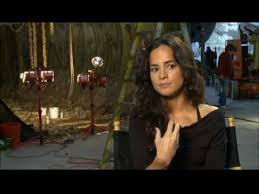 Her aunt, her mother's sister, is. Interview With Alice Braga For Predators Youtube