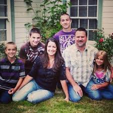 Yes, he's a handsome, precocious teenager with a clear and vibrant musical gift (he plays something like ten different instruments) but do not tell daniel. Daniel Seavey S Time On Season 14 Of American Idol Show His Career Post Show His Childhood And Relationships Sketched Out Married Biography