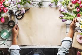Se desideri dare un tocco di romanticismo alla tua casa puoi creare una composizione floreale da applicare ai cuscini. Miryam Flowers Srl Materiale Per Fioristi Articoli Per Fiorai
