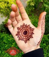 Desain ini adalah hak cipta dari emporio architect. Easy And Trendy Mehendi Design For Teej Teej 2020 Mehndi Designs Beauty Care Fashion Beautiful Useful Inspiring Blog Post By Jayshree Bhagat Momspresso