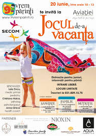 Black labels with white print. Te Invitam La Jocul De A Vacanta
