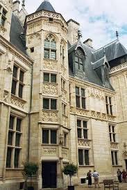 Palais Jacques Cœur A Bourges La Cour Interieure Chateau France Les Regions De France Bourges