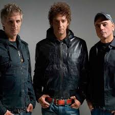 One of the most important south american rock bands that started in 1982 and said goodbye with a last concert in 1997. Cerati Stereo Chile Startseite Facebook