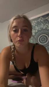 Erin Riddle's Instagram, Twitter & Facebook