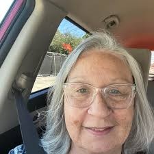 This morning I left Jeff's Crib at 8:30 am to give 2 interior quotes. I  told JJ I didn't have time to make us a big Saturday morning breakfast so  he'd have