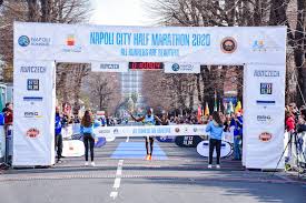 Tutto si svolgerà nel rispetto delle normative vigenti anti covid. Napoli City Half Marathon Veloce E Bellissima Primato Femminile Del Percorso Napoli Running