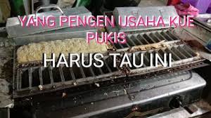 Terbuat dari santan, gula, telur dan irisan pisang kepok menjadi. Proposal Usaha Kue Pukis Dokter Andalan