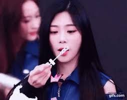 Dream Catcher Jiu Gif Dreamcatcher Jiu Bubbles Discover Share Gifs Dream Catcher Gif Aesthetic Pictures